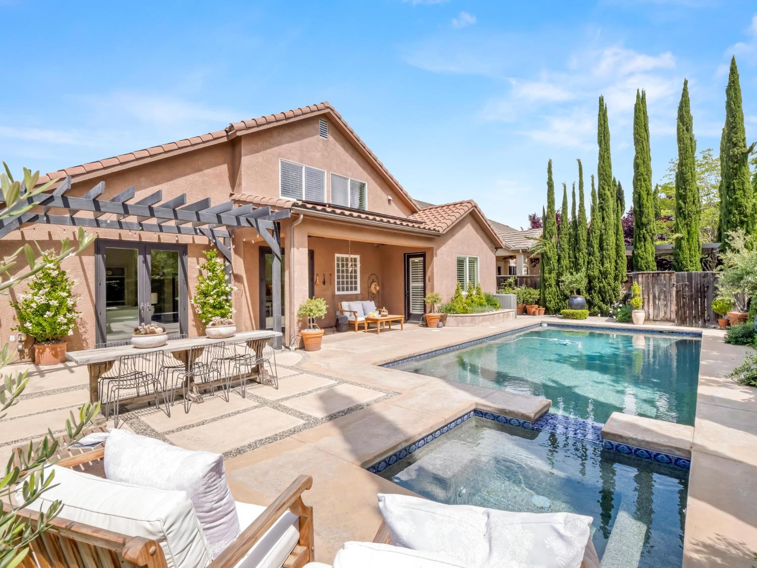 3524 Prescott Ave, Clovis, CA 93619