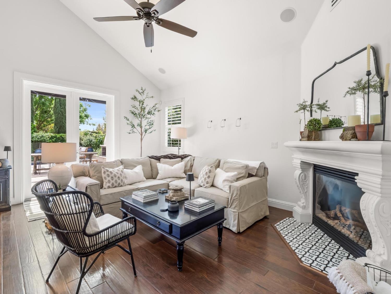 3524 Prescott Ave, Clovis, CA 93619