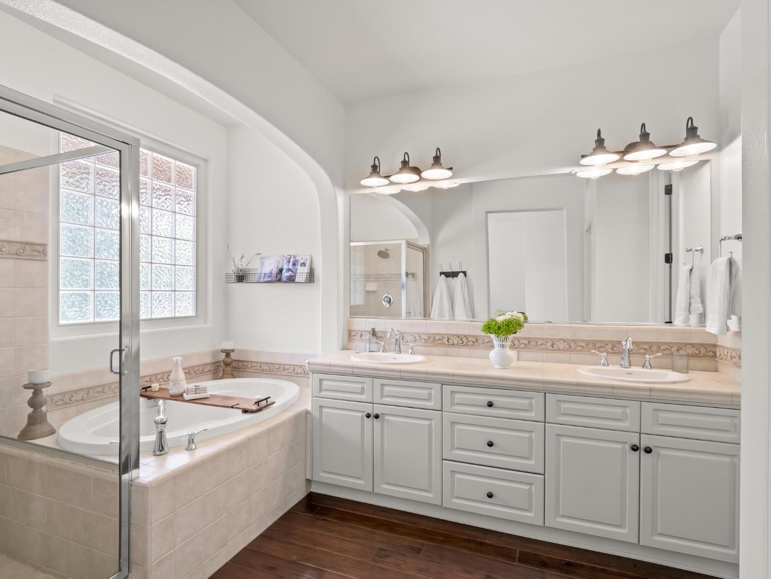 3524 Prescott Ave, Clovis, CA 93619