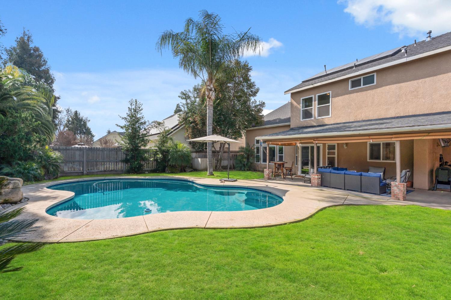 2613 Applegate Ave, Clovis, CA 93611