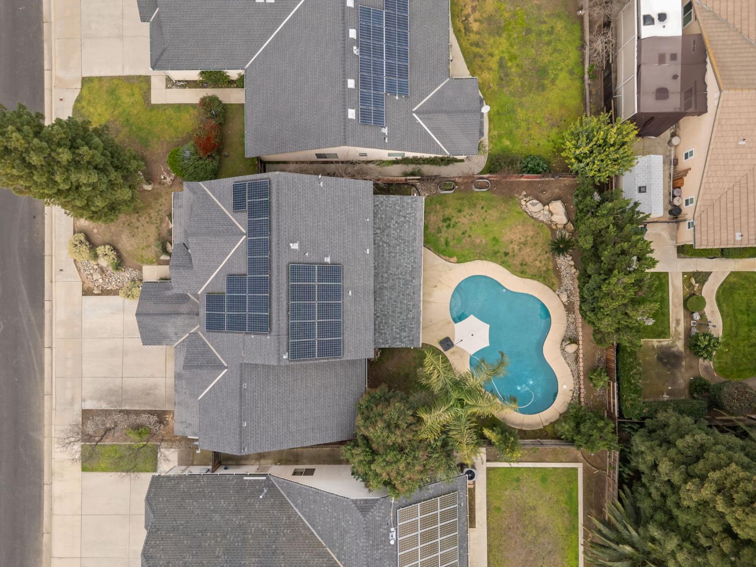 2613 Applegate Ave, Clovis, CA 93611