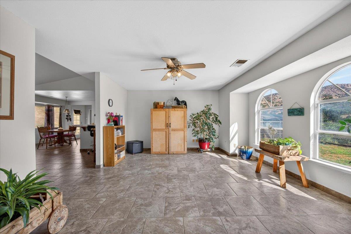 36209 Sand Creek Rd, Yokuts Valley, CA 93675