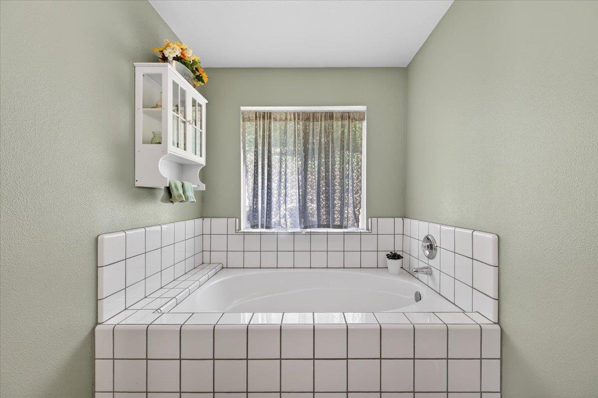 36209 Sand Creek Rd, Yokuts Valley, CA 93675