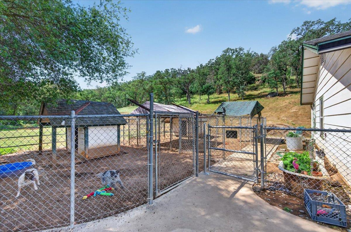 36209 Sand Creek Rd, Yokuts Valley, CA 93675