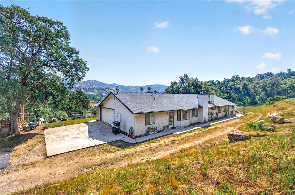 36209 Sand Creek Rd, Yokuts Valley, CA 93675