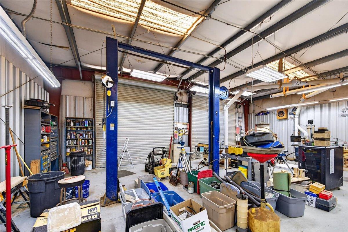 36209 Sand Creek Rd, Yokuts Valley, CA 93675