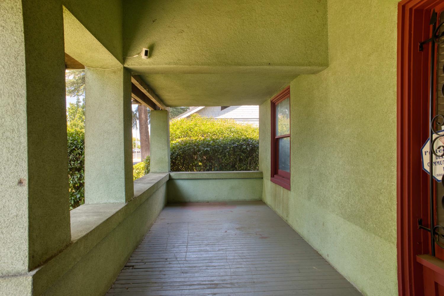 421 N D St, Madera, CA 93638