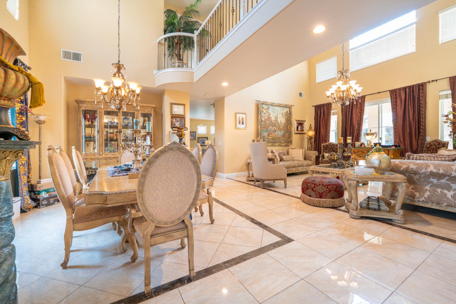 9655 N Willey Ct, Fresno, CA 93720