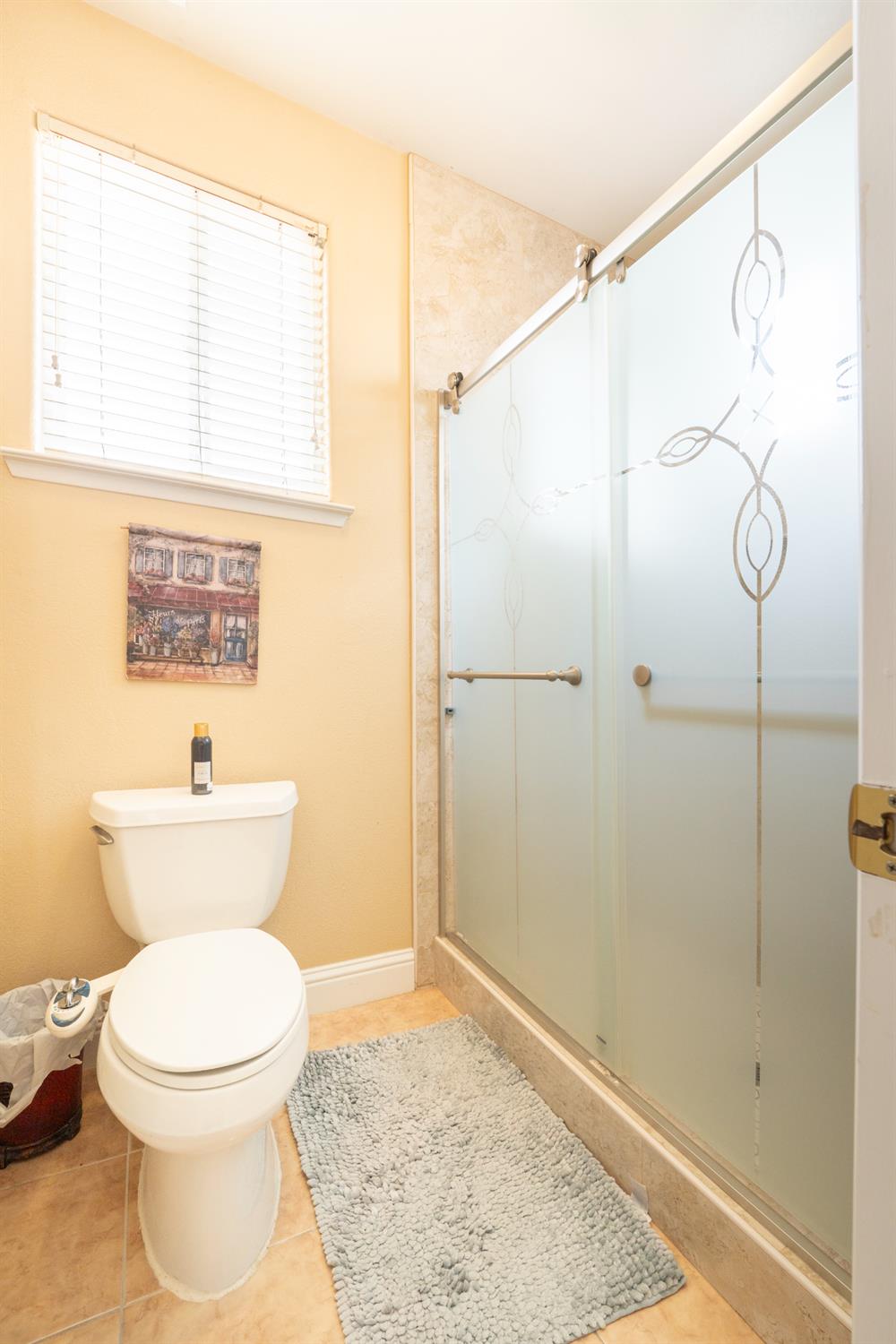 9655 N Willey Ct, Fresno, CA 93720