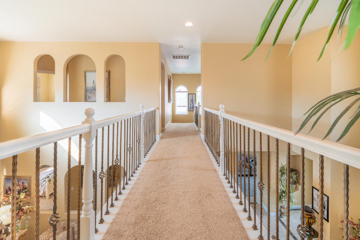 9655 N Willey Ct, Fresno, CA 93720