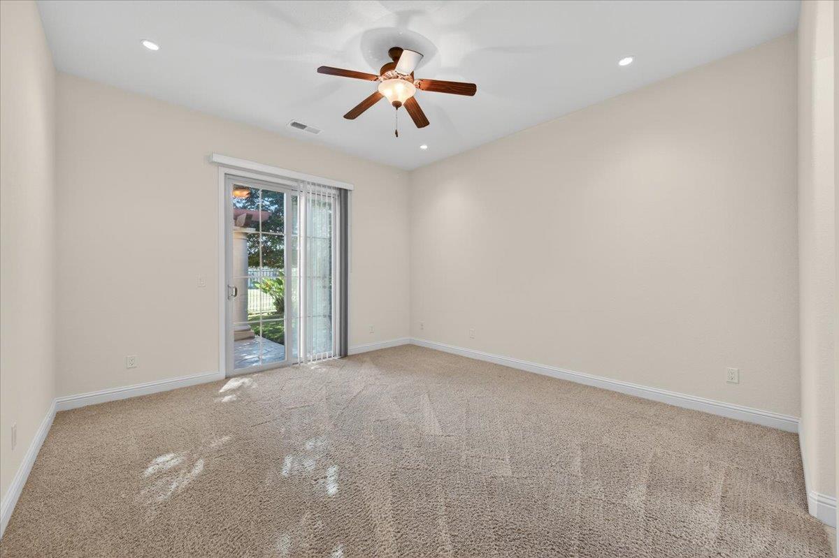 11348 N Via Montessori Dr, Fresno, CA 93730