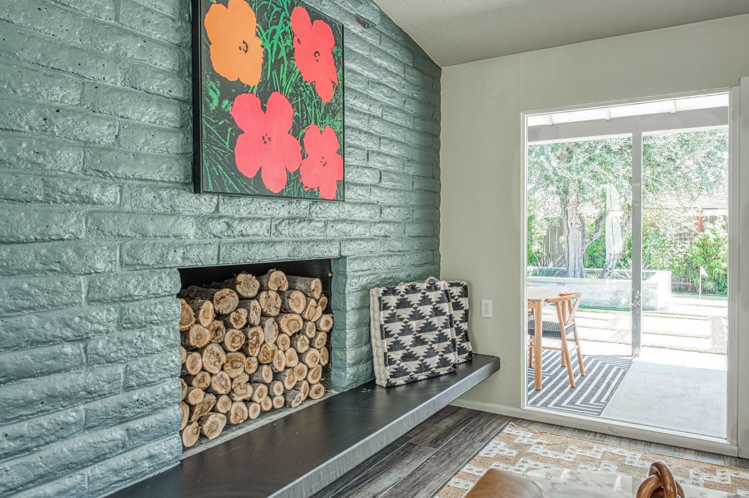 1527 W San Ramon Ave, Fresno, CA 93711