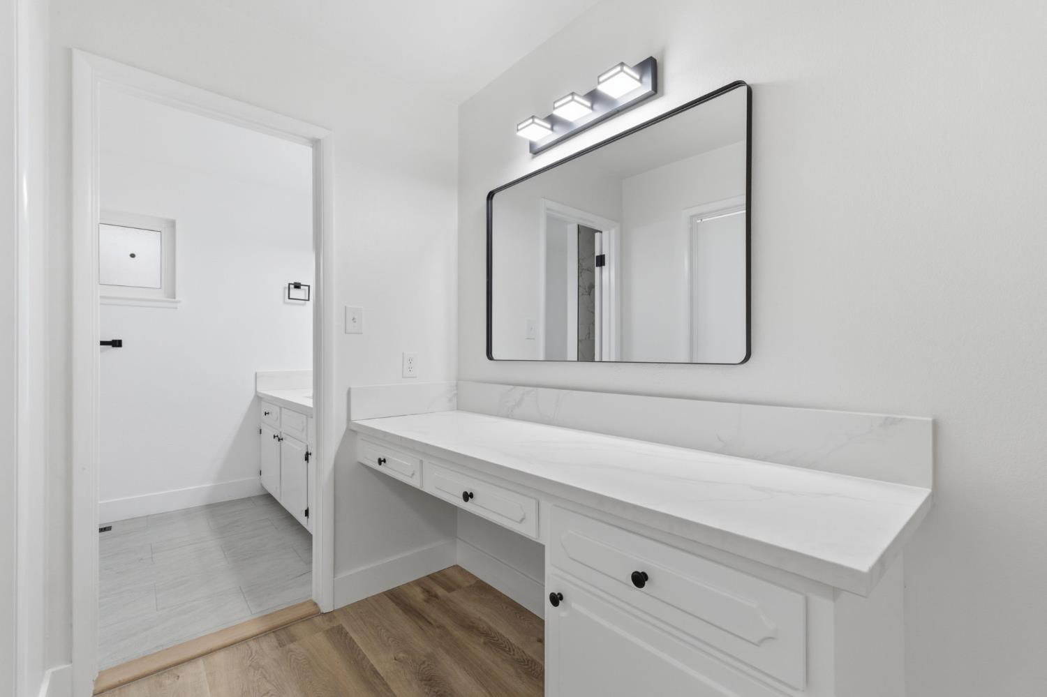 506 E Sample Ave, Fresno, CA 93710