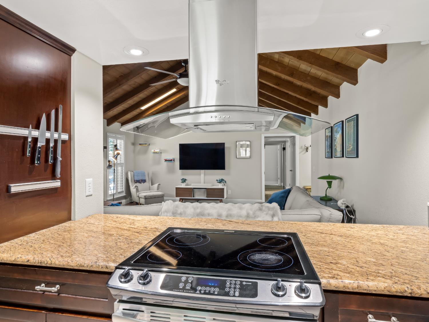 8732 N Fuller Ave, Fresno, CA 93720