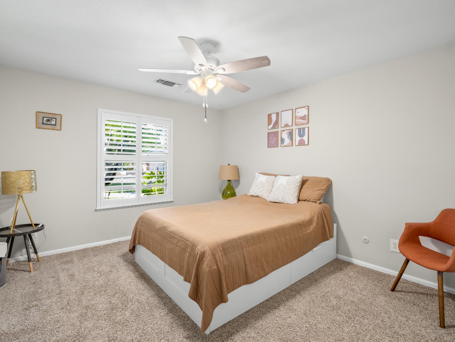 8732 N Fuller Ave, Fresno, CA 93720