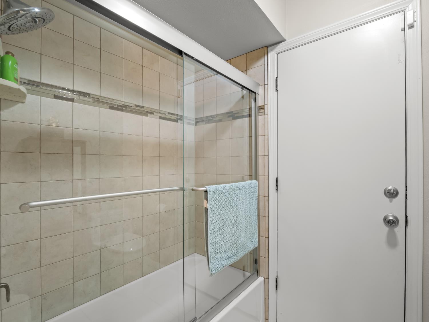 8732 N Fuller Ave, Fresno, CA 93720