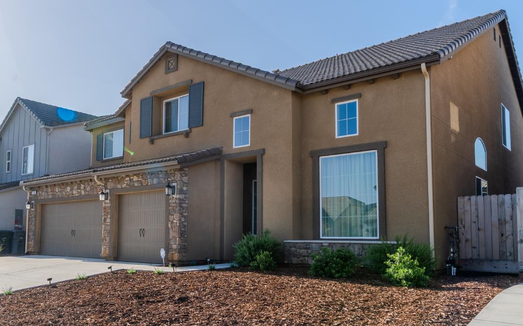 4176 Twain Ave, Clovis, CA 93619