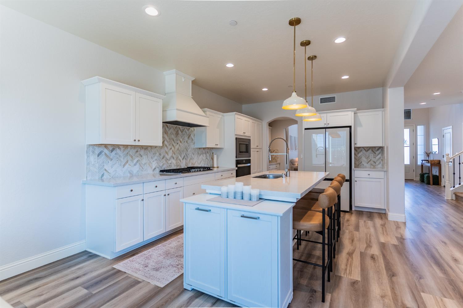 4176 Twain Ave, Clovis, CA 93619