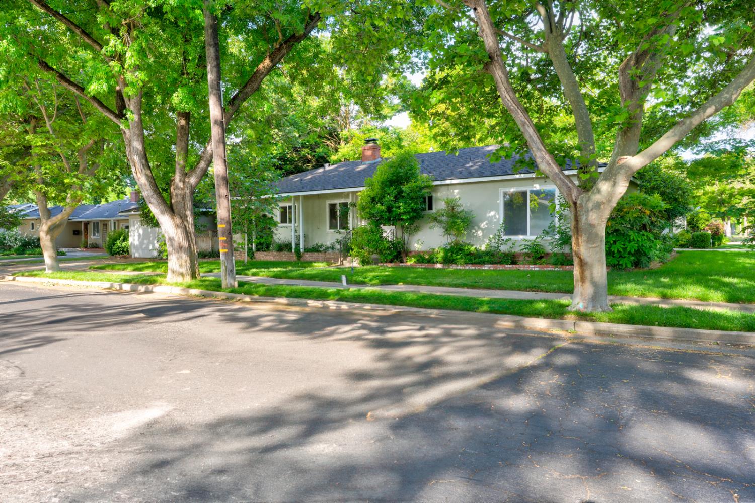 2669 6th Ave, Merced, CA 95340