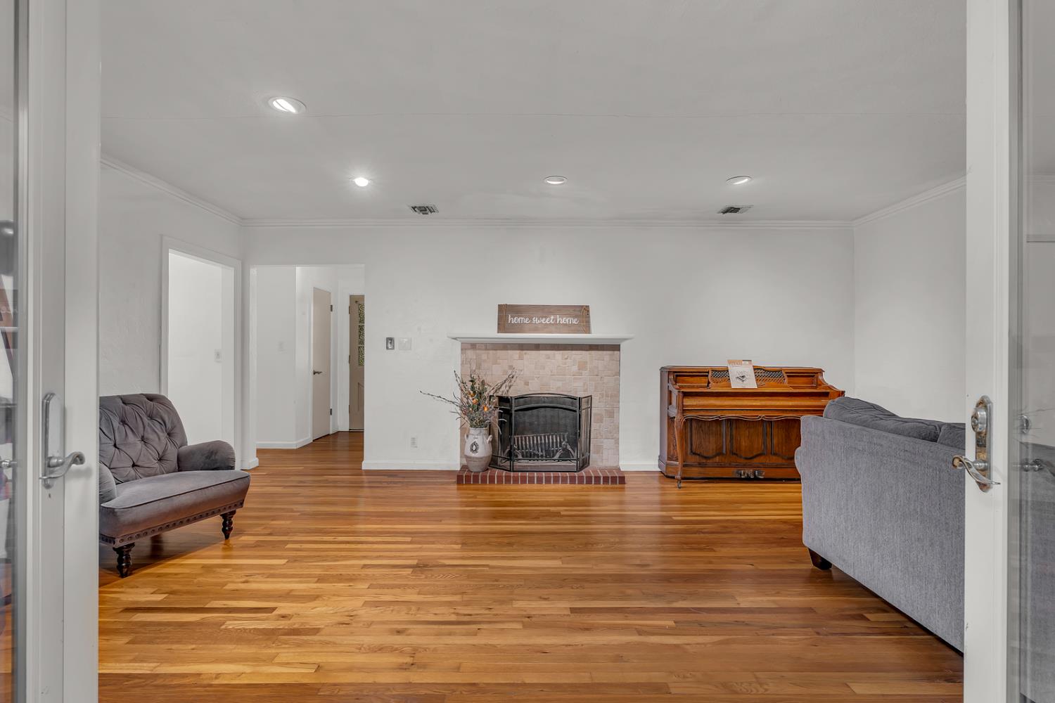 2669 6th Ave, Merced, CA 95340