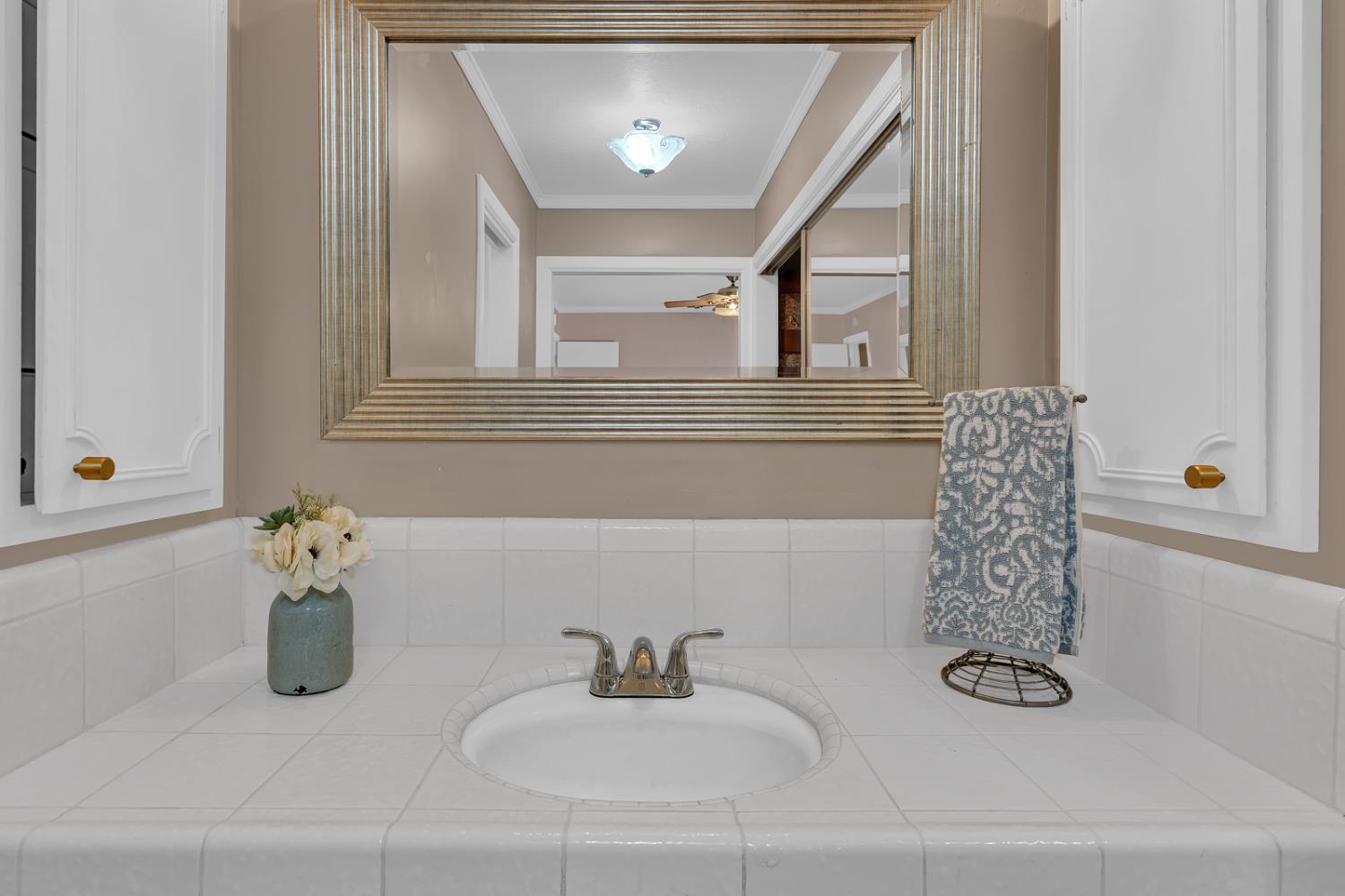 2669 6th Ave, Merced, CA 95340