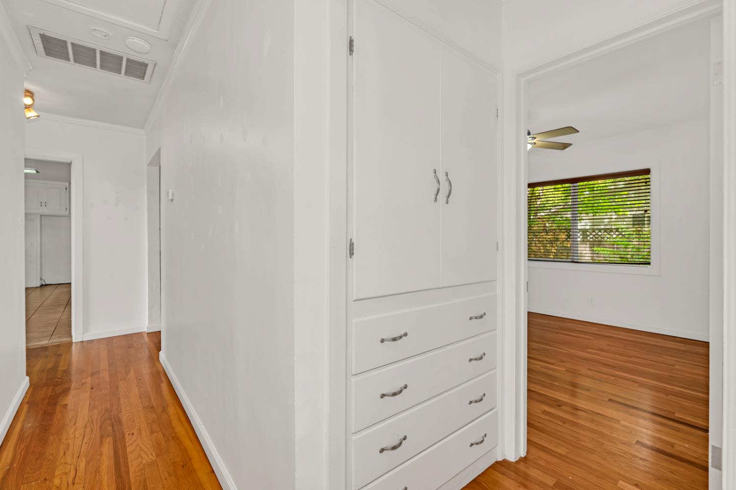 2669 6th Ave, Merced, CA 95340