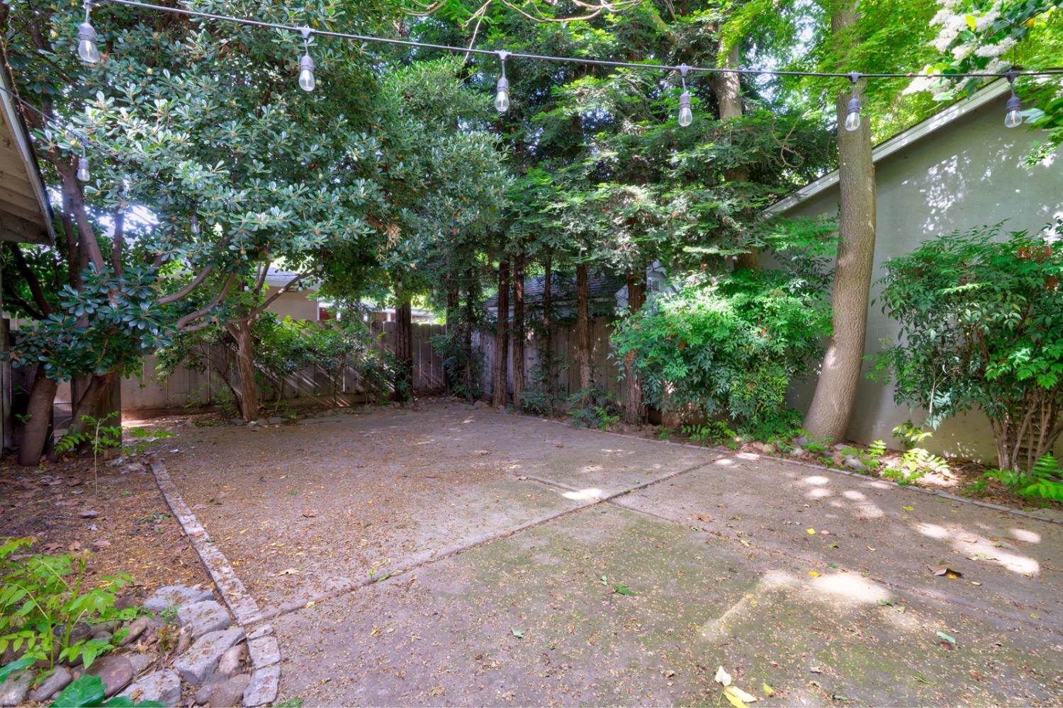 2669 6th Ave, Merced, CA 95340