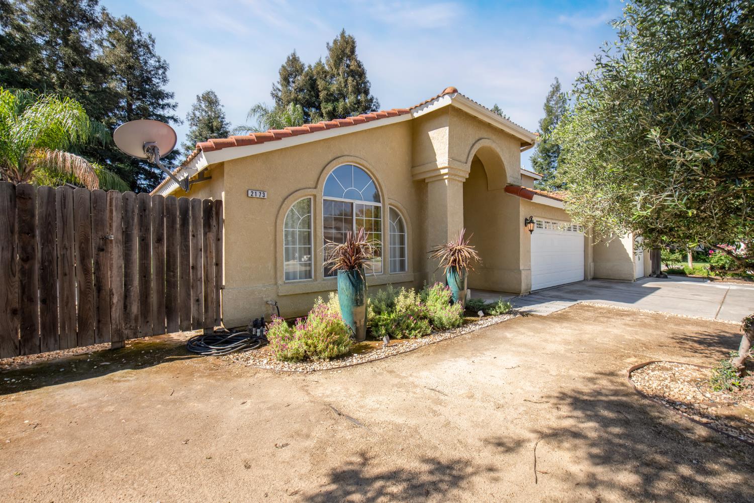 2173 E Muncie Ave, Fresno, CA 93720