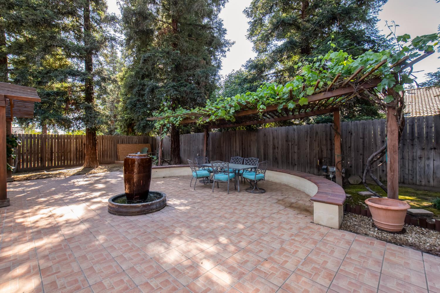 2173 E Muncie Ave, Fresno, CA 93720