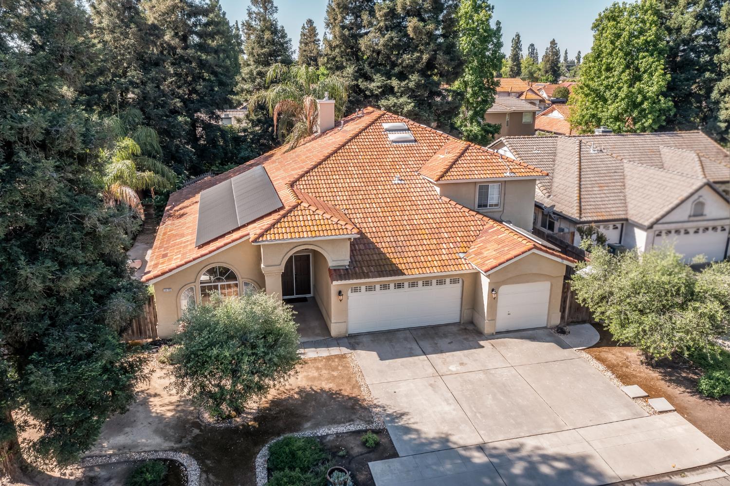 2173 E Muncie Ave, Fresno, CA 93720