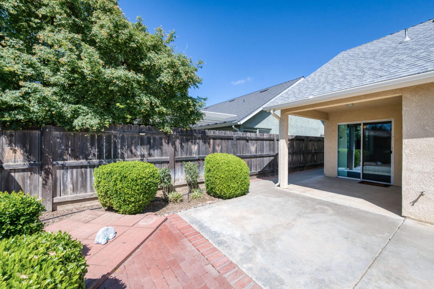 1757 E Revere Rd, Fresno, CA 93720