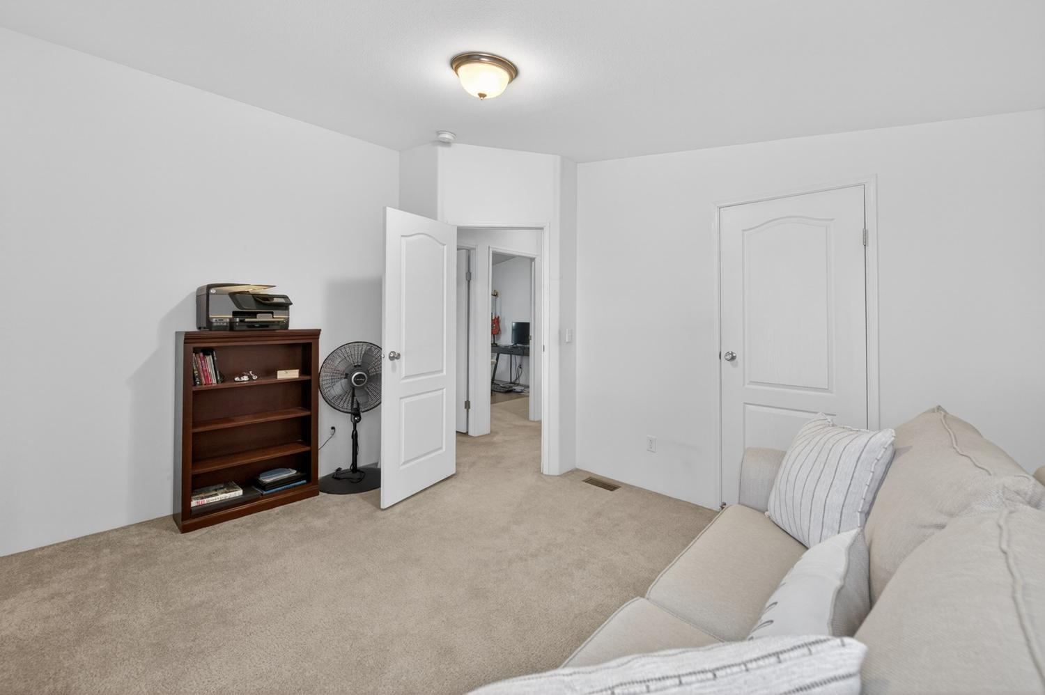 336 E Alluvial Ave #12, Fresno, CA 93720