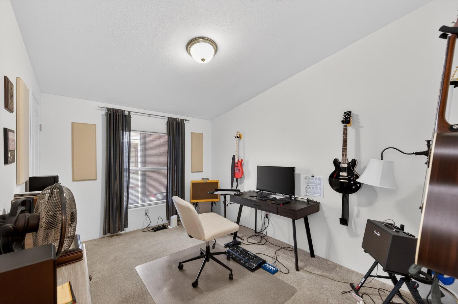 336 E Alluvial Ave #12, Fresno, CA 93720