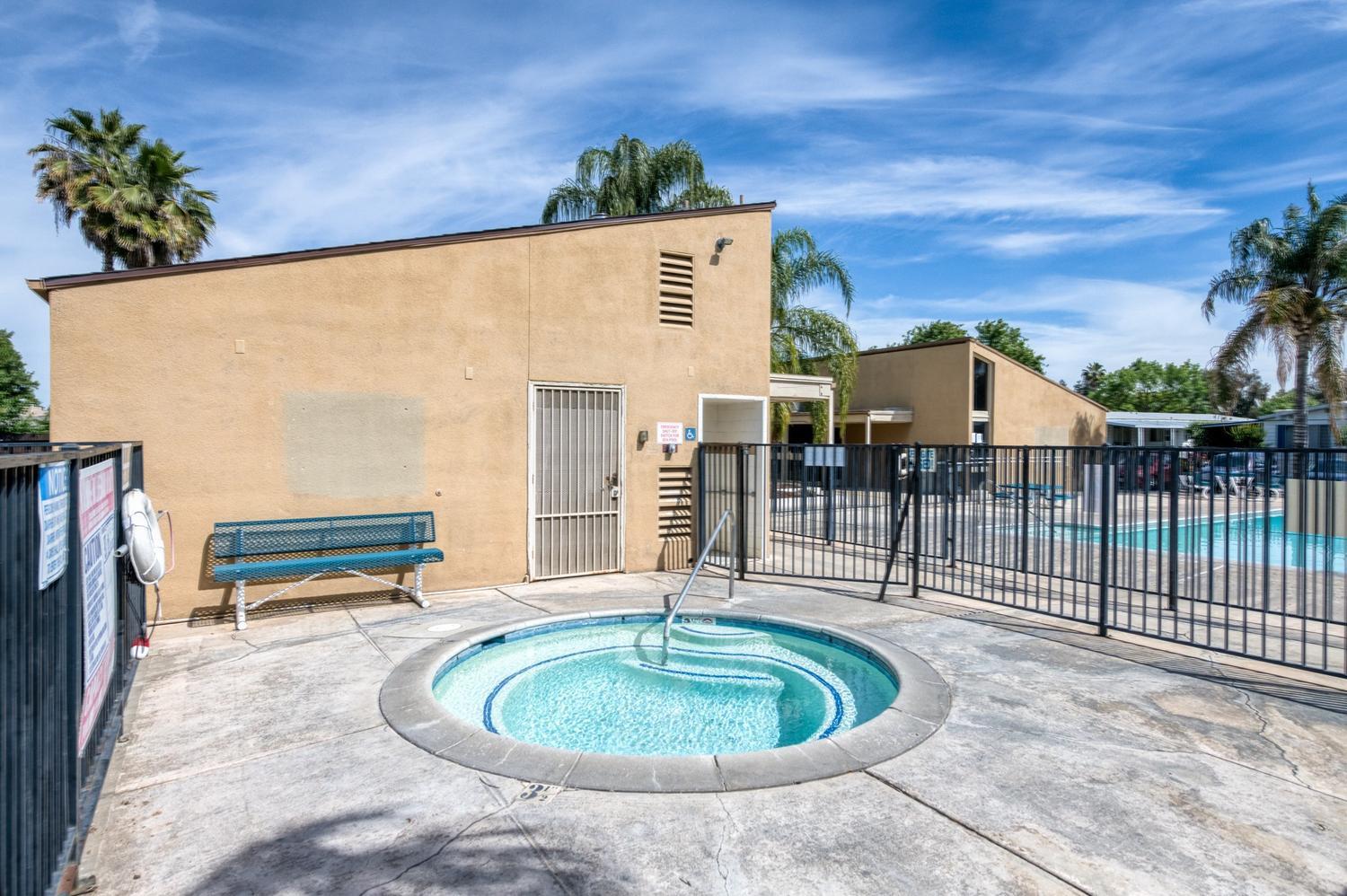 336 E Alluvial Ave #12, Fresno, CA 93720