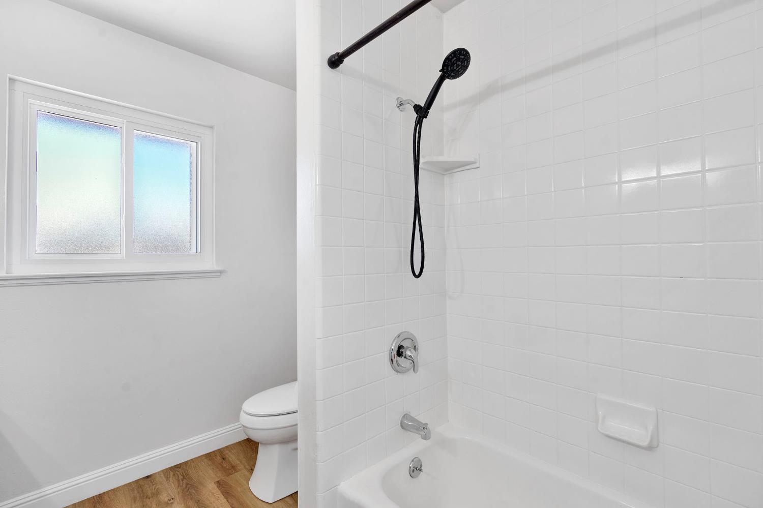 434 Stanford Ave, Coalinga, CA 93210