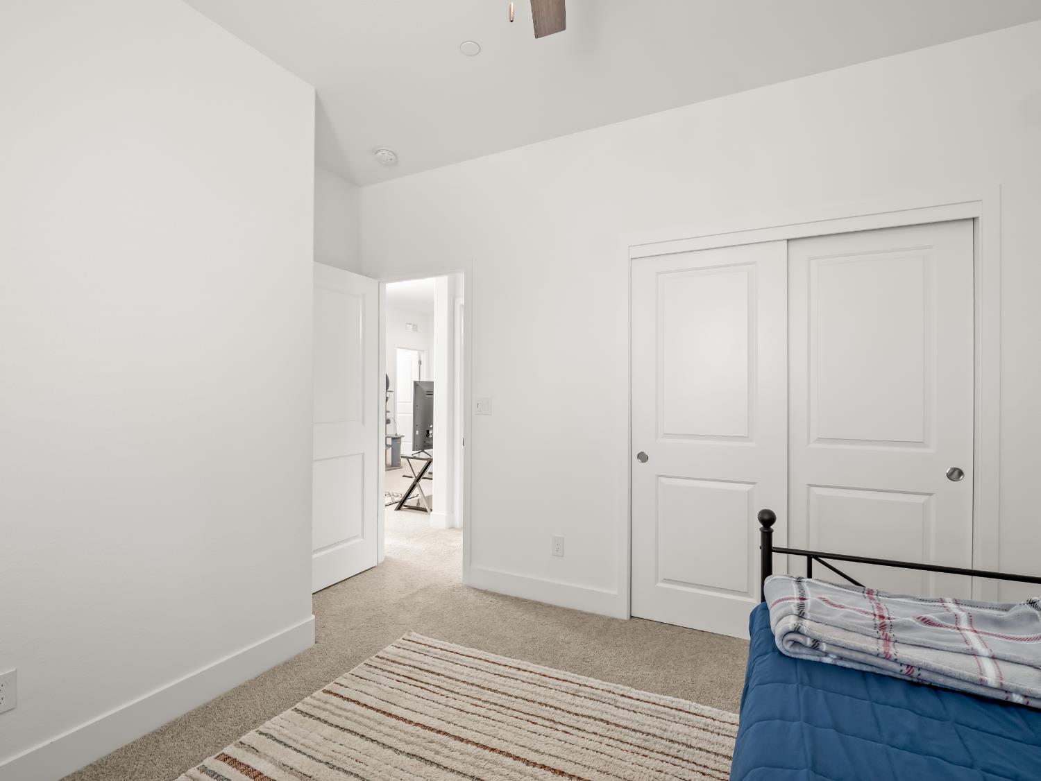 4486 Crown Bluffs Dr, Madera, CA 93636