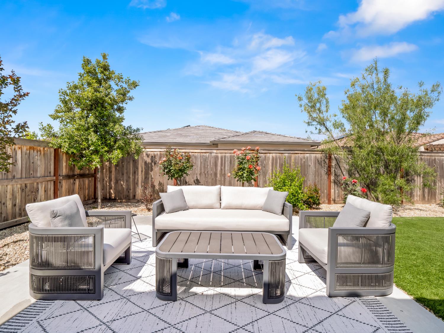 4486 Crown Bluffs Dr, Madera, CA 93636