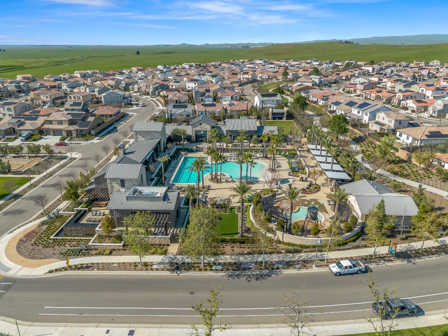 4486 Crown Bluffs Dr, Madera, CA 93636