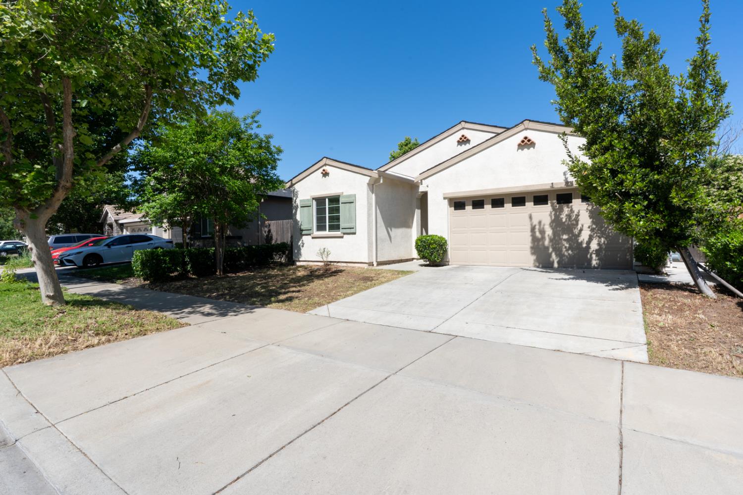 443 Jacobs Dr, Merced, CA 95348