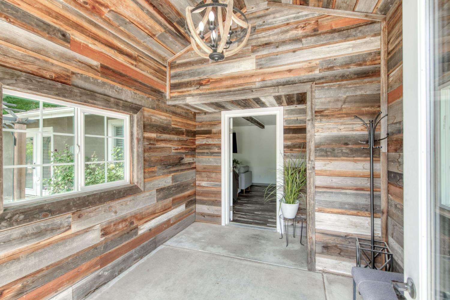 12215 N Friant Rd, Fresno, CA 93730