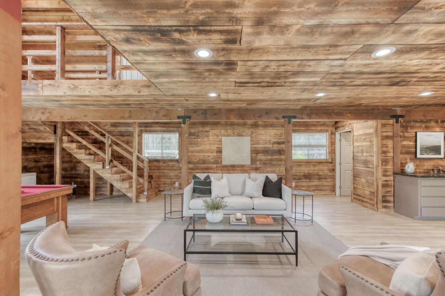 12215 N Friant Rd, Fresno, CA 93730