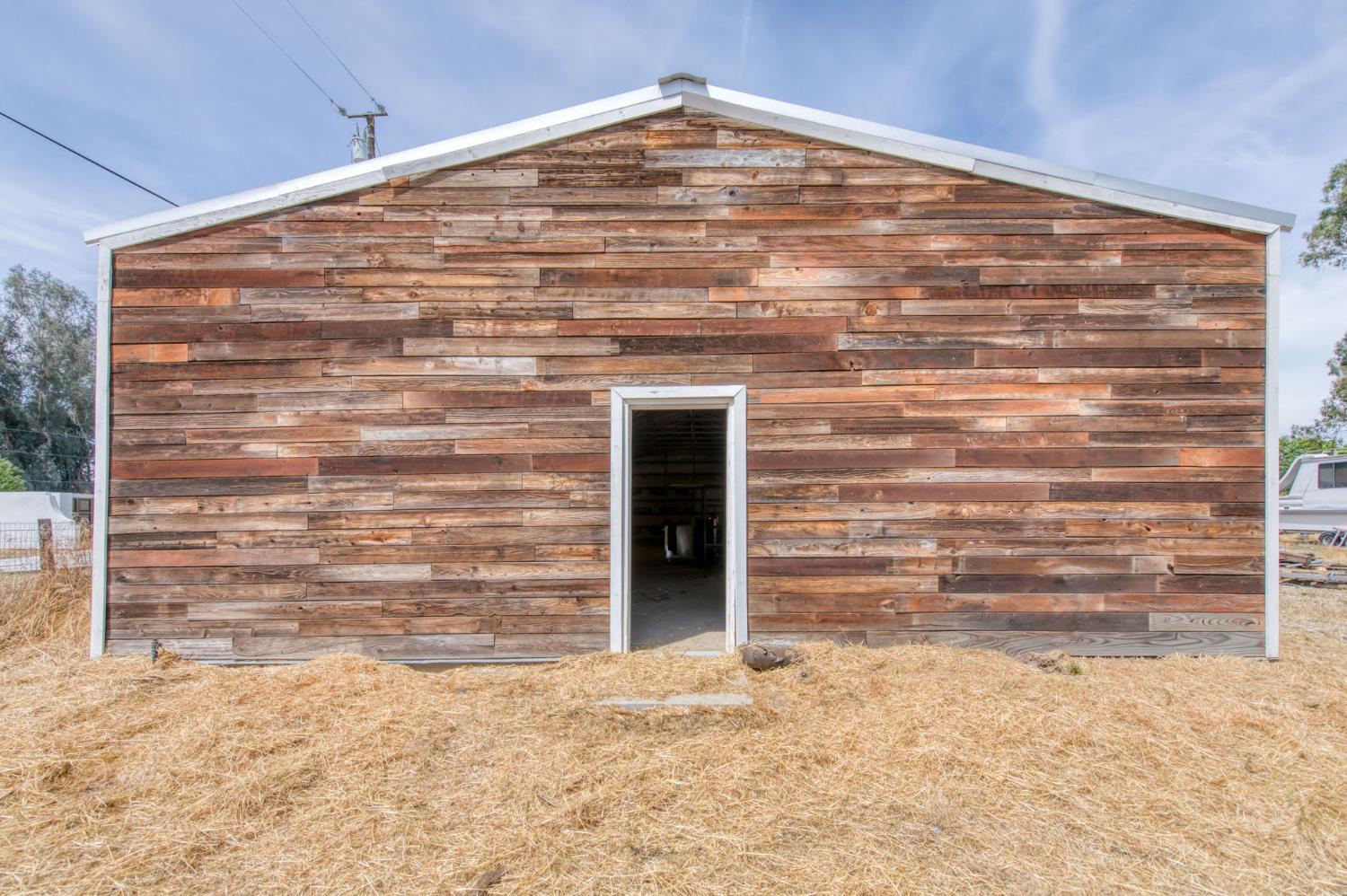 12215 N Friant Rd, Fresno, CA 93730