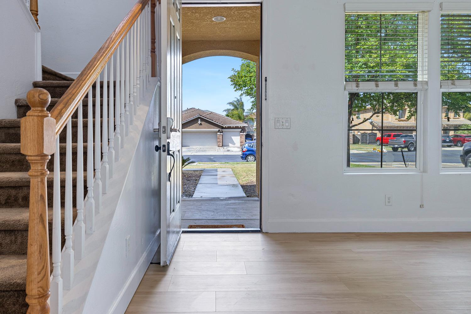 7087 E Fedora Ave E, Fresno, CA 93737