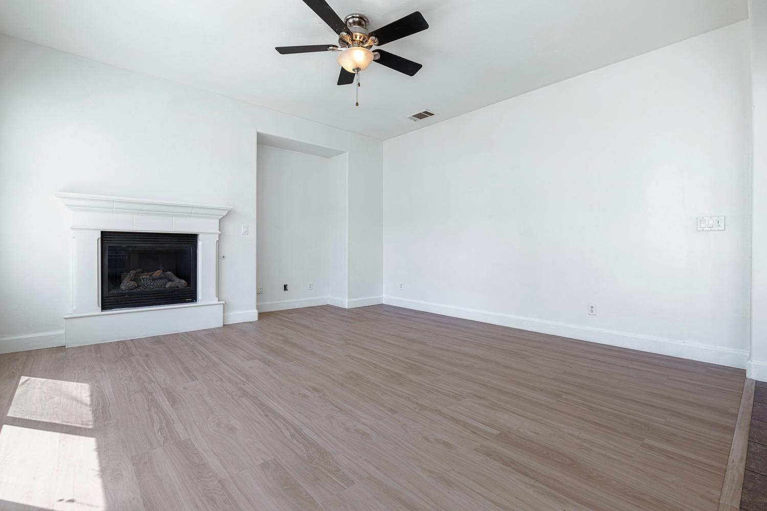 7087 E Fedora Ave E, Fresno, CA 93737