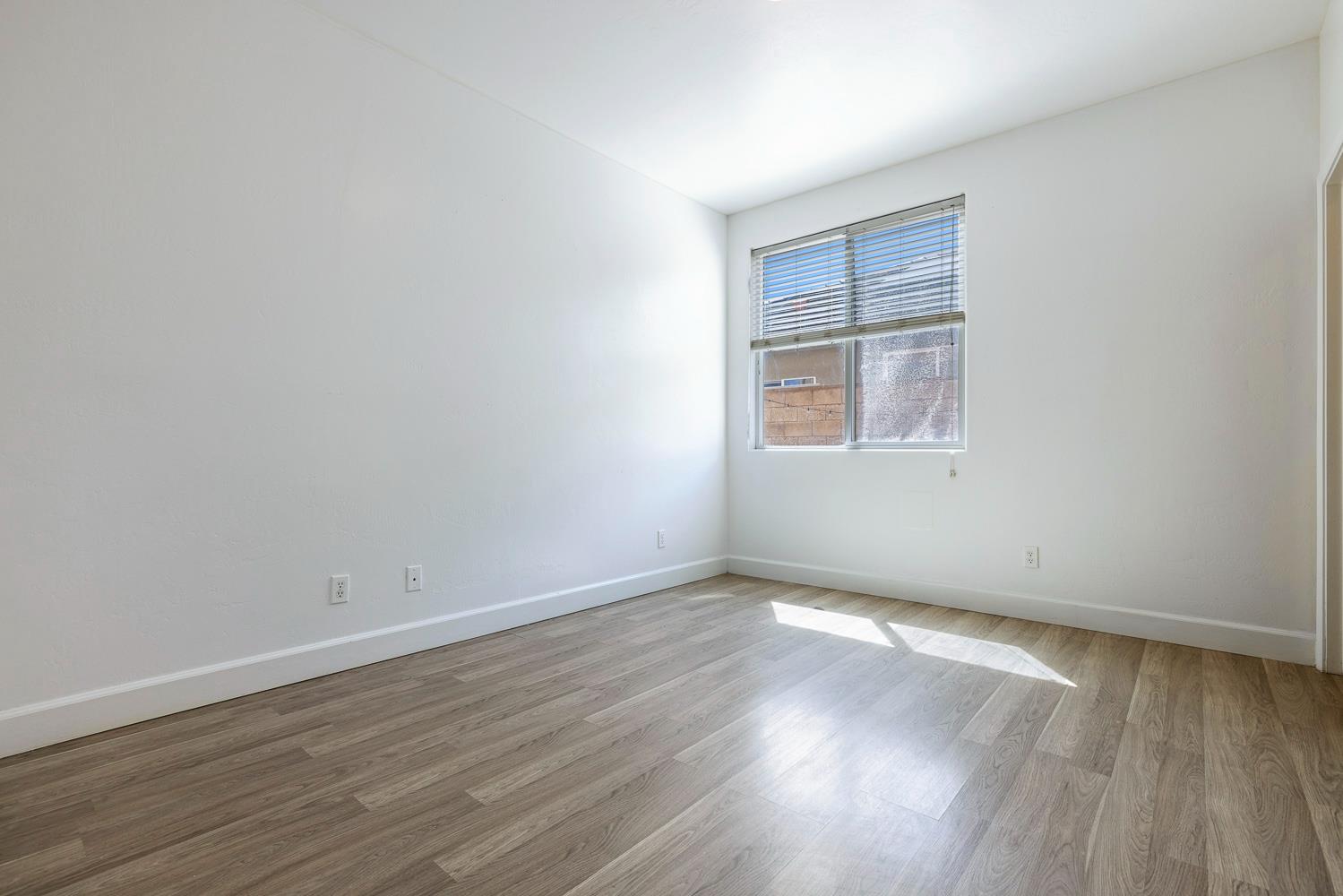 7087 E Fedora Ave E, Fresno, CA 93737