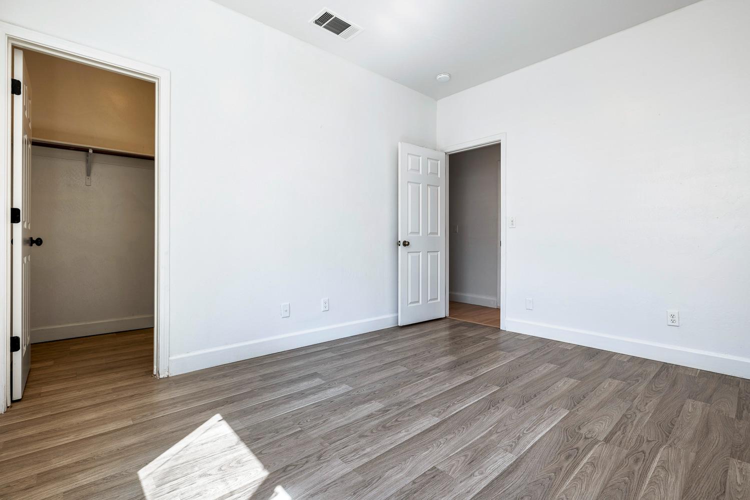 7087 E Fedora Ave E, Fresno, CA 93737