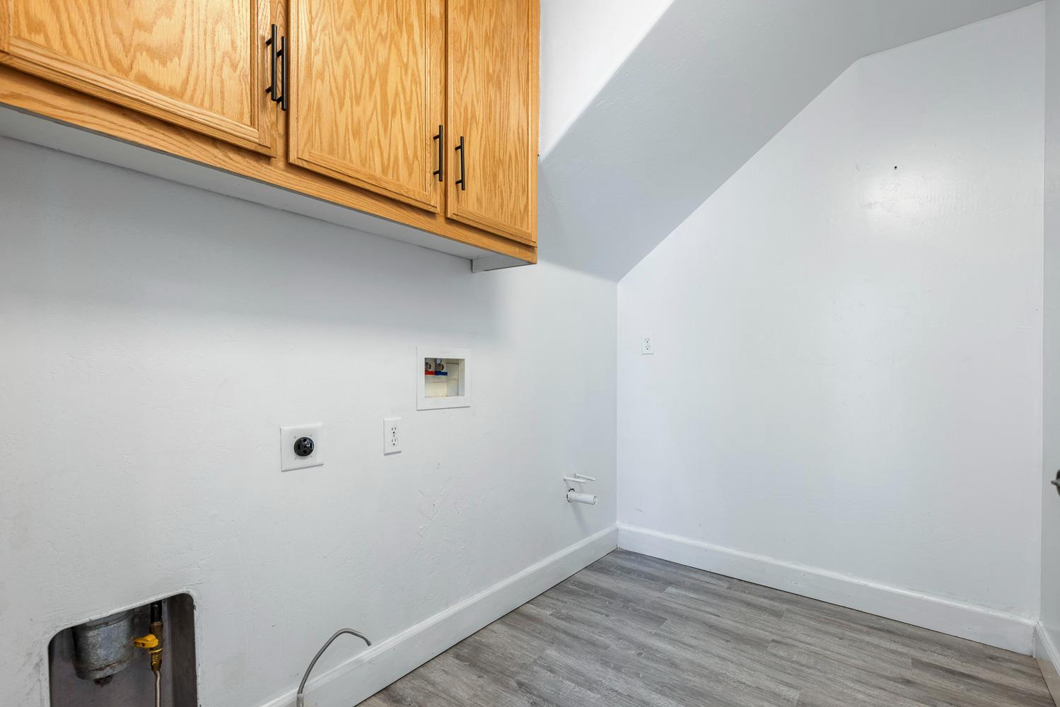 7087 E Fedora Ave E, Fresno, CA 93737