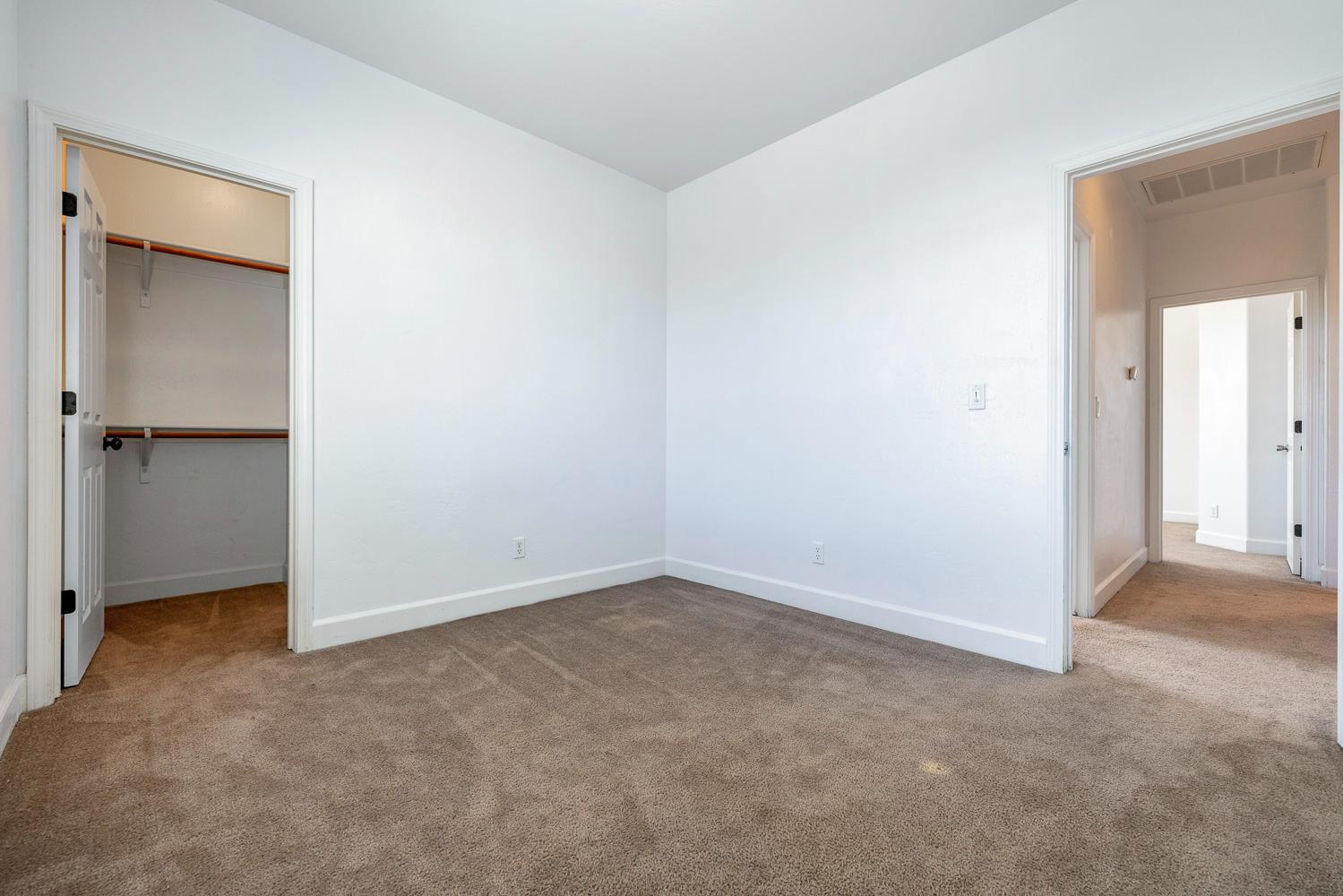 7087 E Fedora Ave E, Fresno, CA 93737