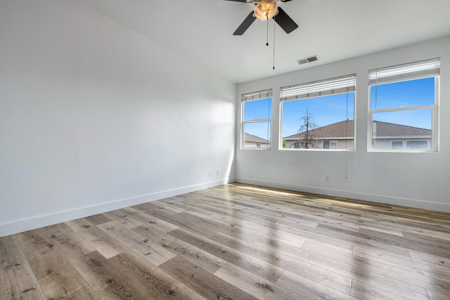 7087 E Fedora Ave E, Fresno, CA 93737