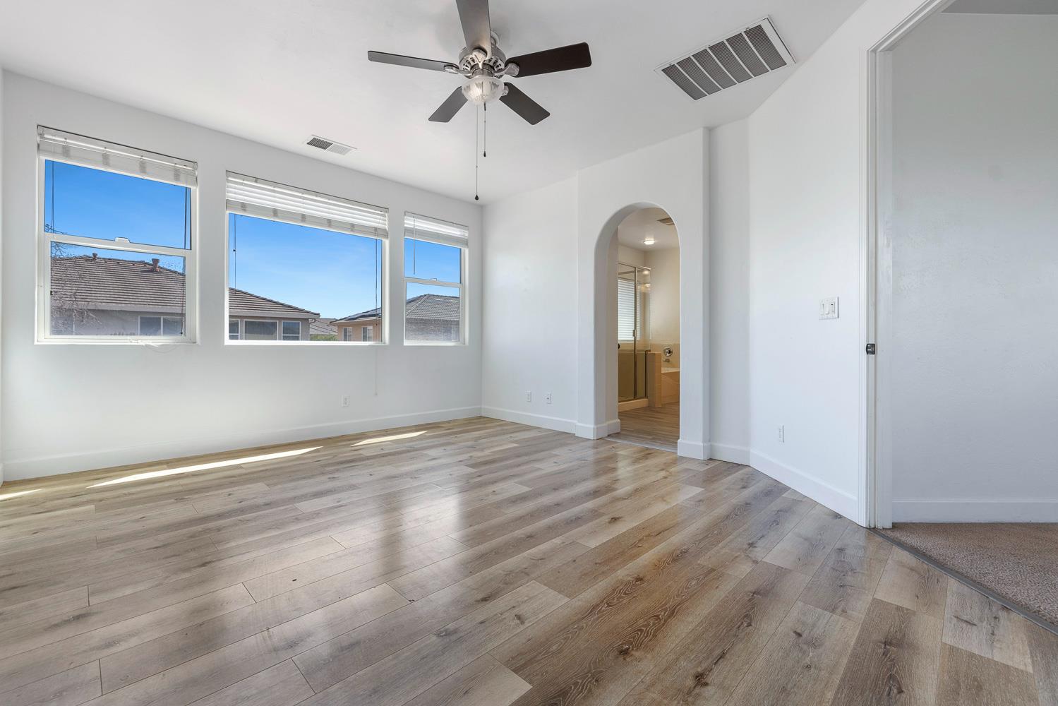 7087 E Fedora Ave E, Fresno, CA 93737